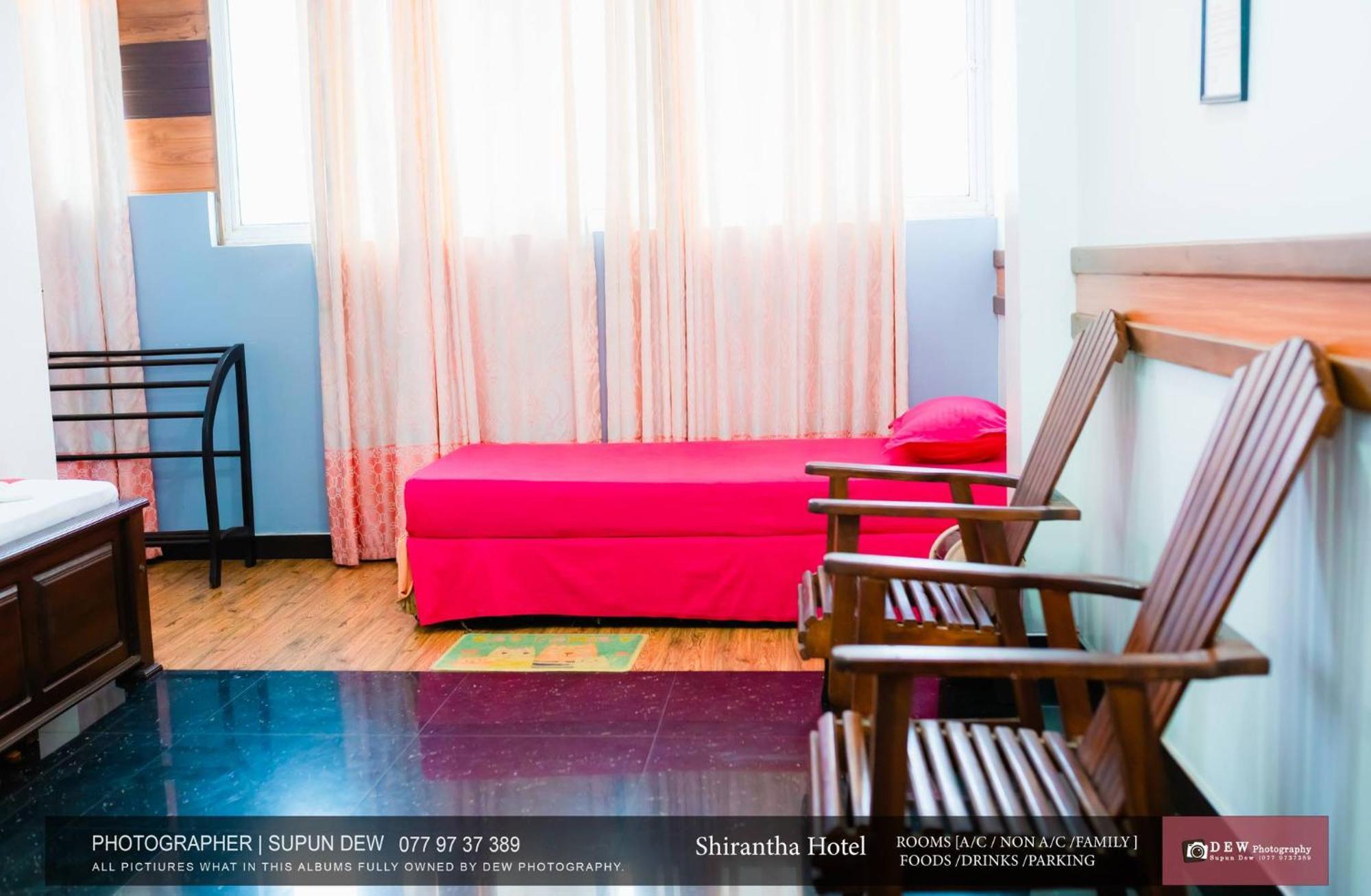 Shirantha Hotel Galle Esterno foto
