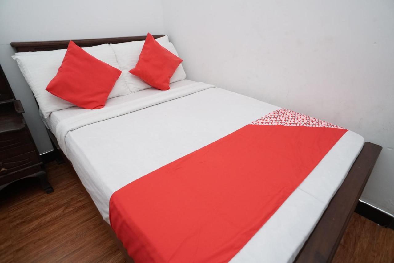 Shirantha Hotel Galle Esterno foto