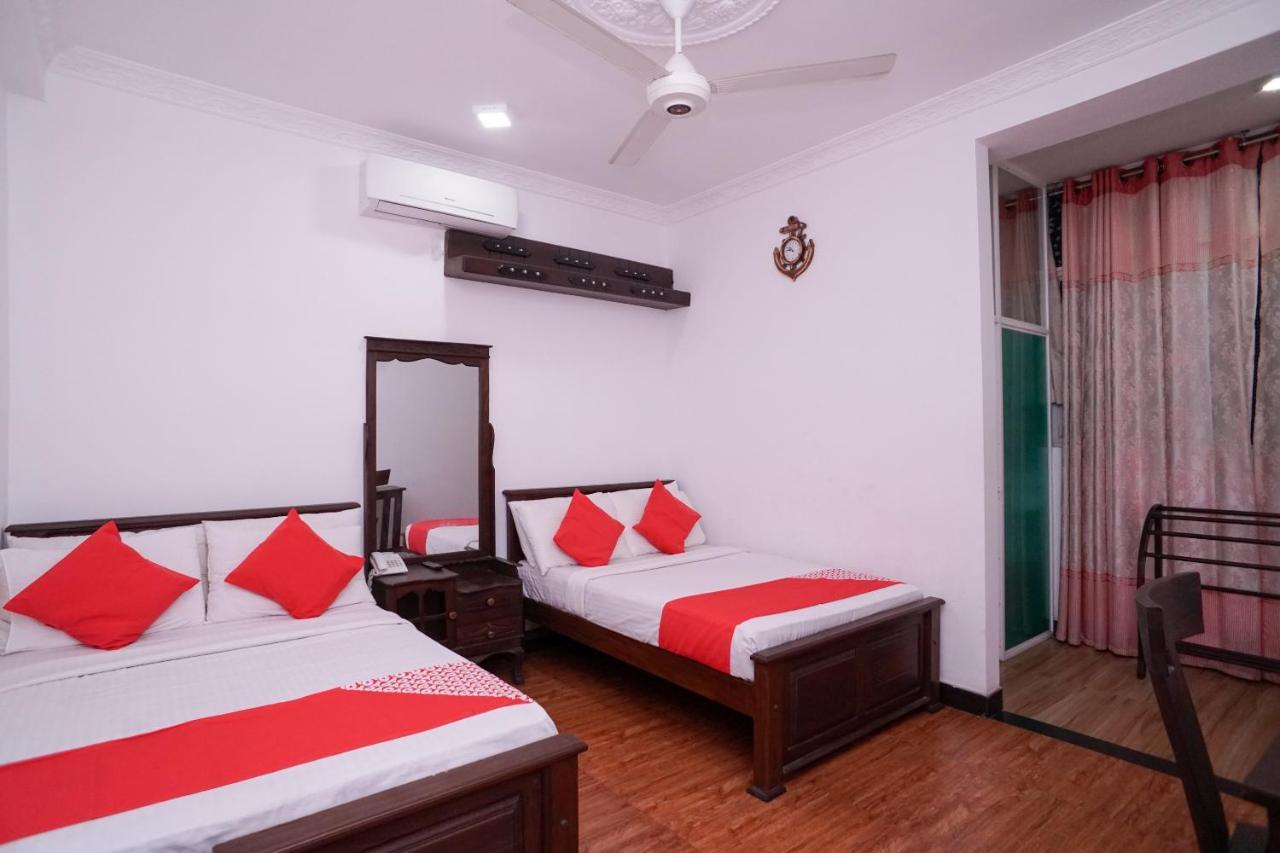 Shirantha Hotel Galle Esterno foto