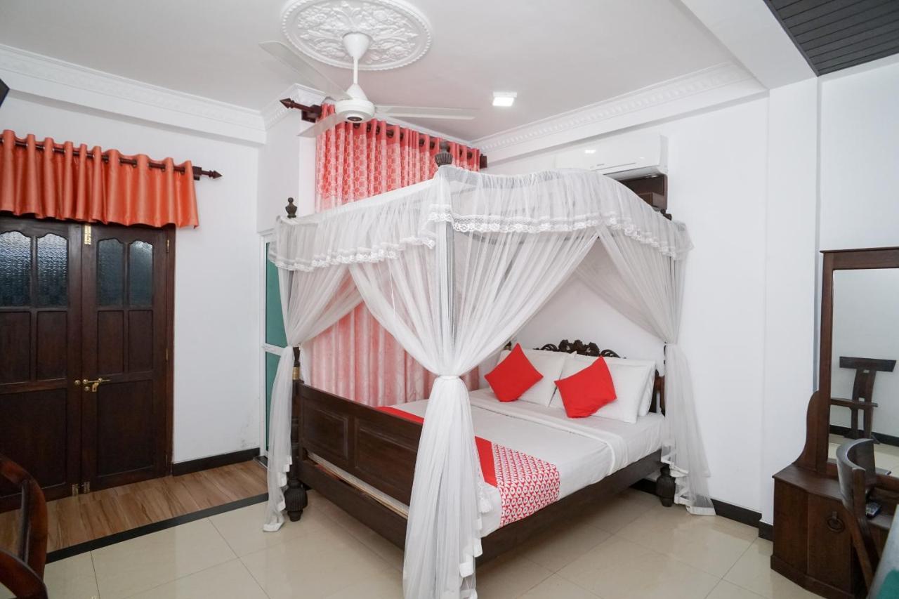 Shirantha Hotel Galle Esterno foto