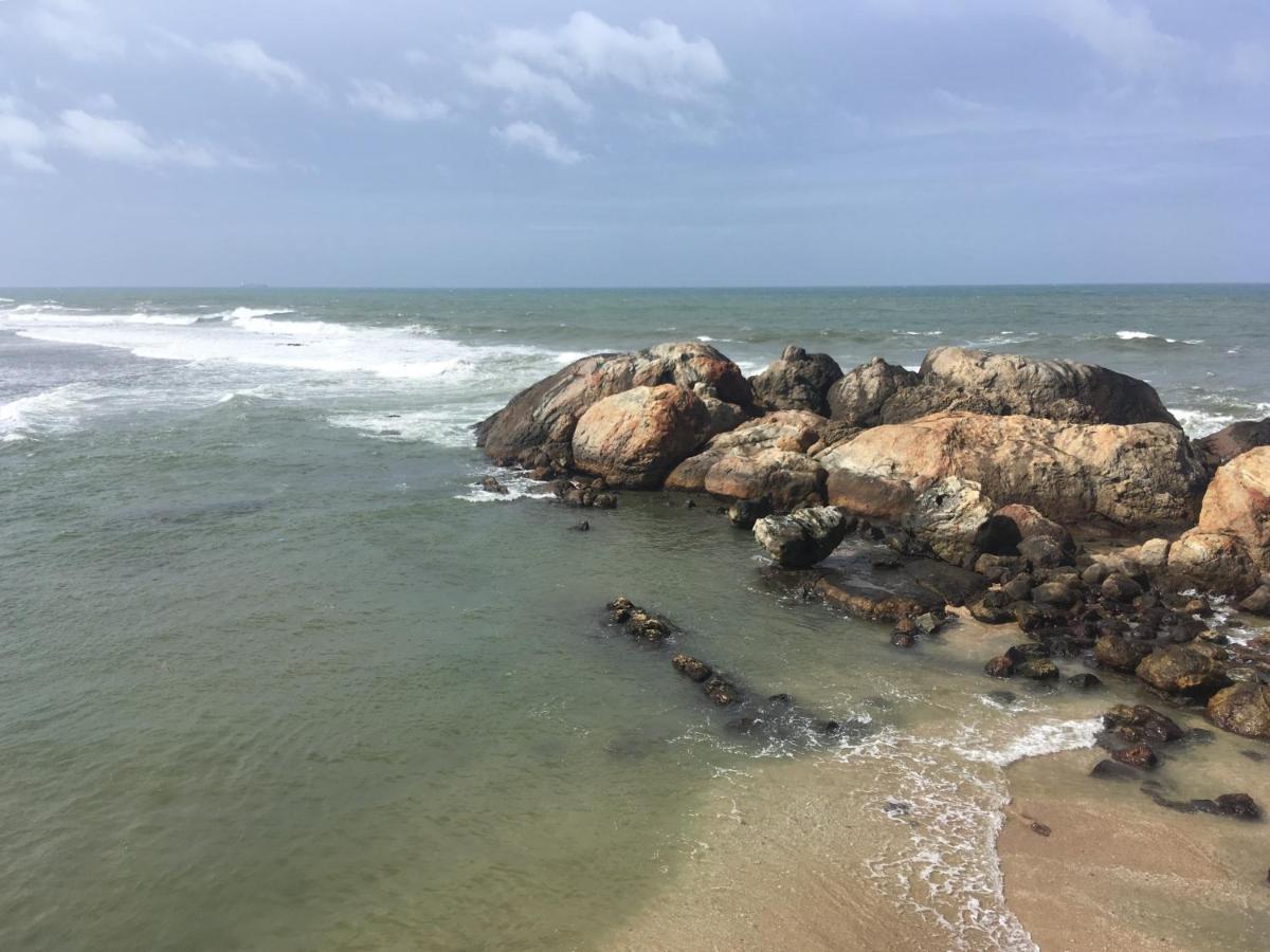Shirantha Hotel Galle Esterno foto